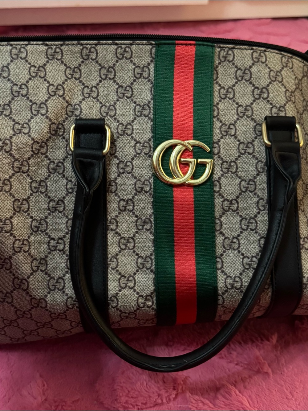 Gucci Beige GG Supreme travel bag with Green and Red Web Stripe and Black Trim